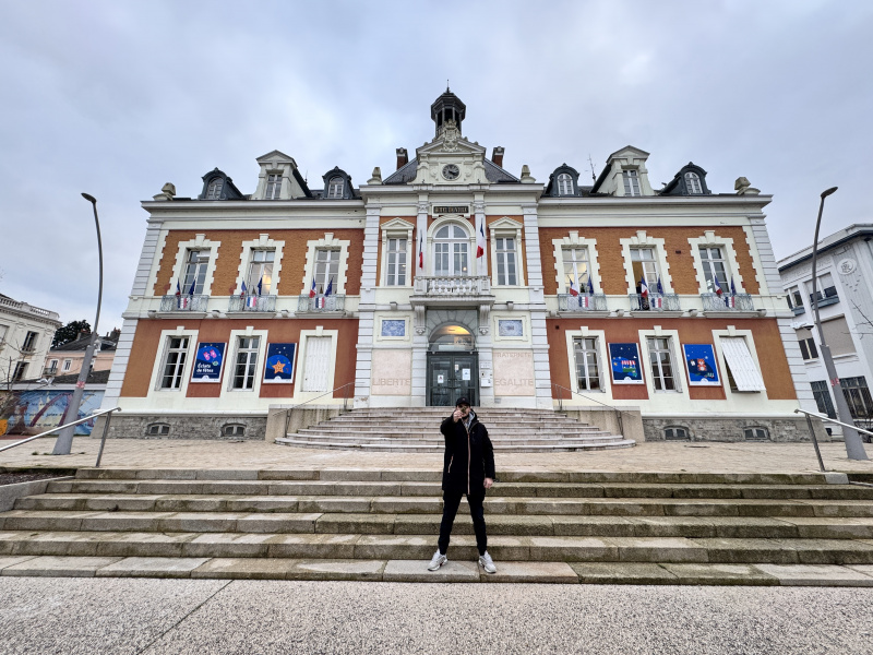 CBD  VAPE Montceau Weed In Vape