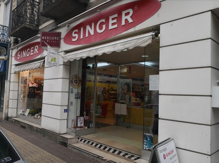 SINGER