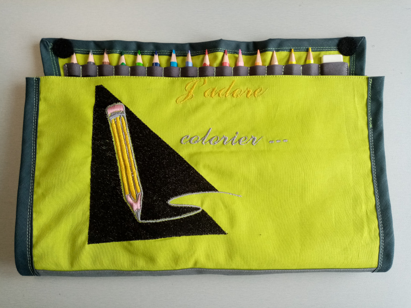 POCHETTE A CRAYONS