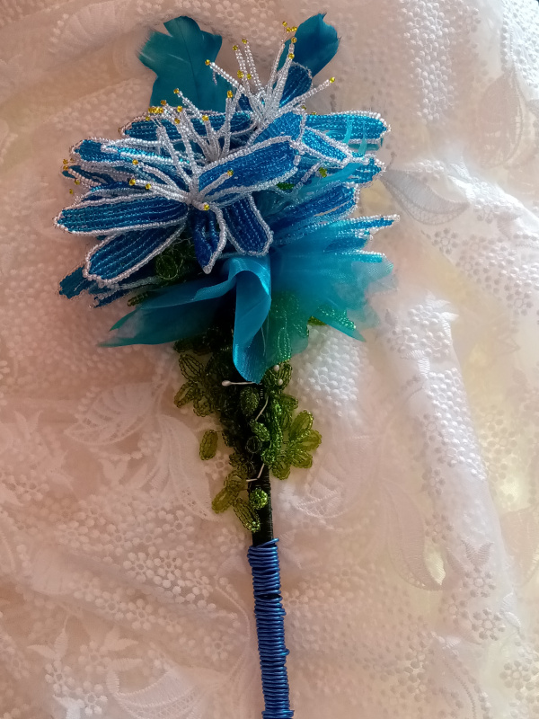 Bouquet de mariée "LYS bleu"