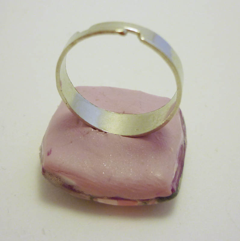 Bague "mosaïque rose"