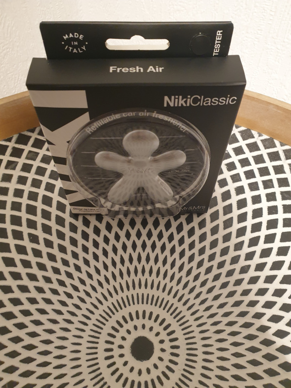 Niki Classic Argent Mat avec recharge Fresh Air
