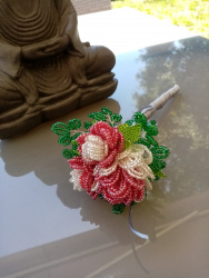 Le mini-bouquet roses