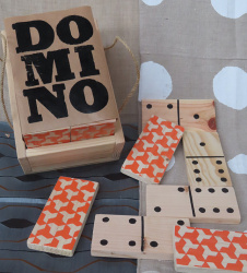 Jeu de domino grand format orange