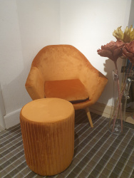 Pouf orangé