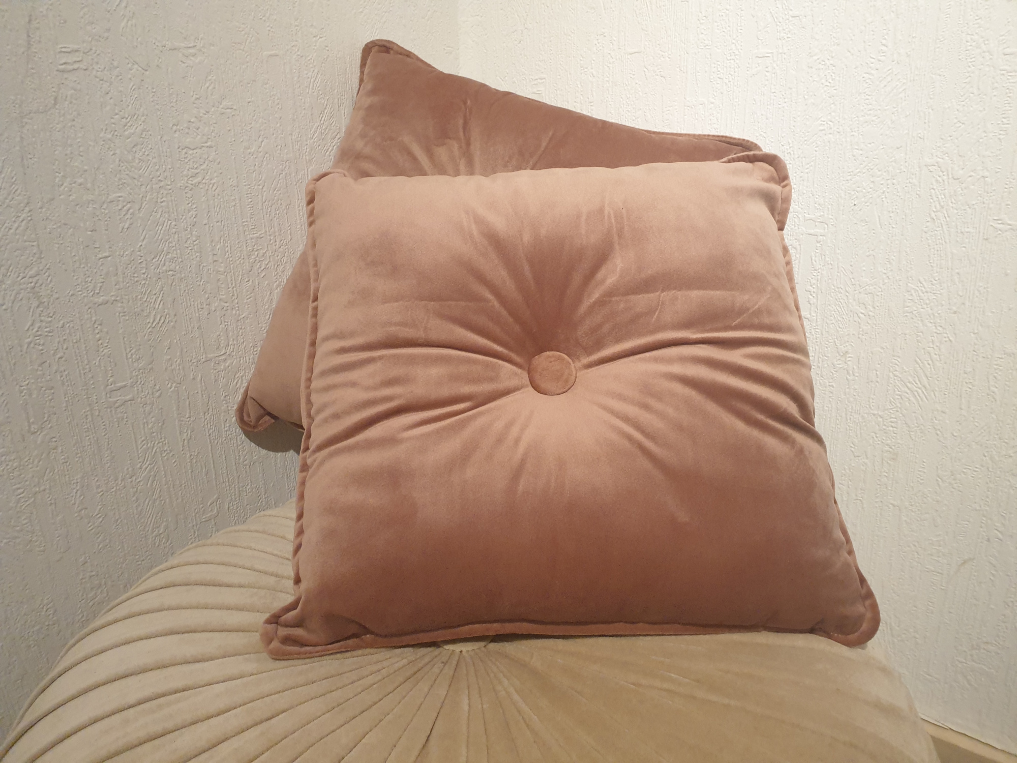 Petit coussin vieux rose