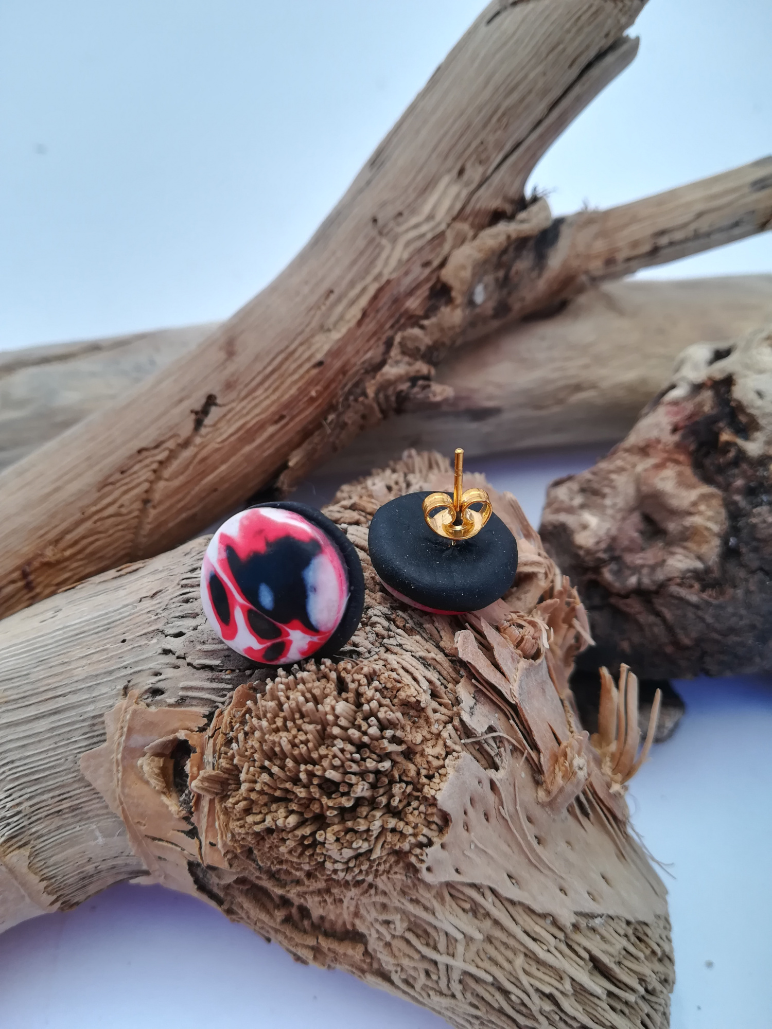 Puces d'oreilles "rouge et noir"