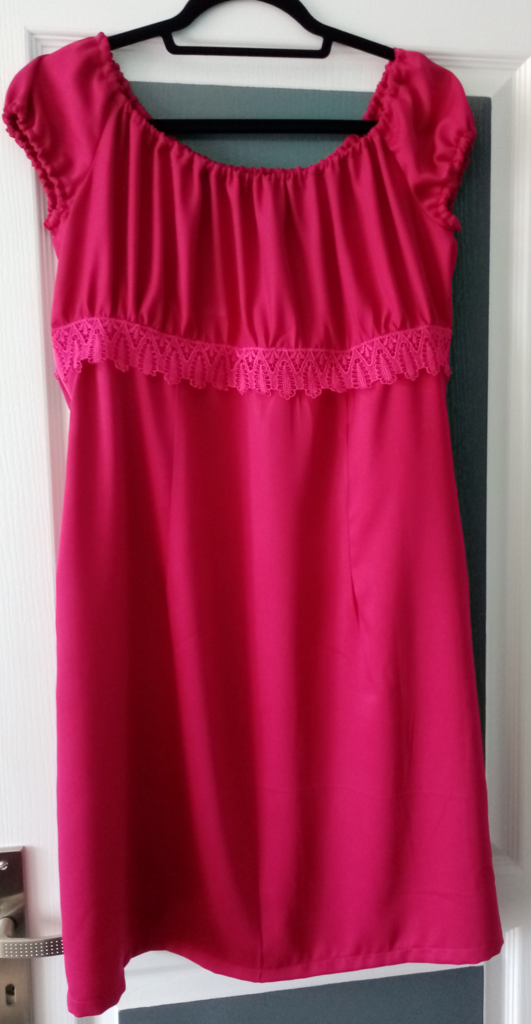 Robe framboise