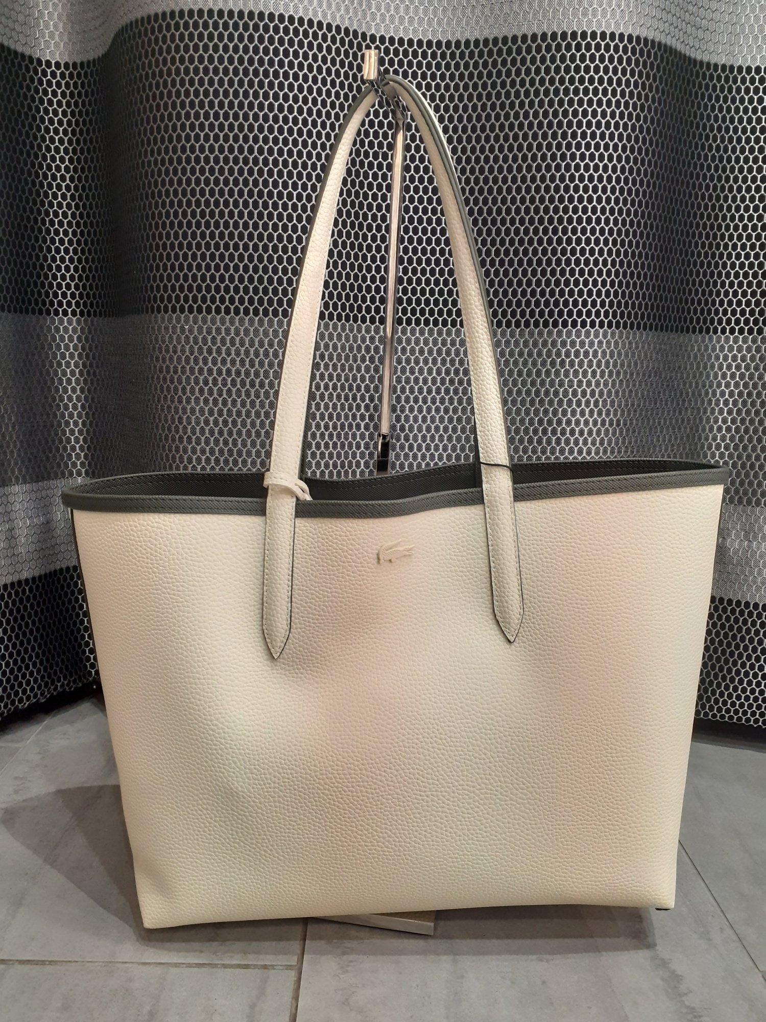 SAC LACOSTE BAOBAB NATUREL CLAIR Ref NF2142AA 35x30x14 cm